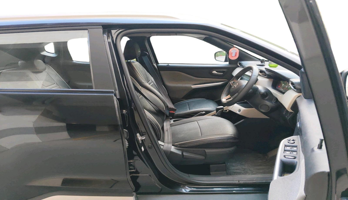 2022 Nissan MAGNITE XV AMT, Petrol, Automatic, 19,885 km, interior