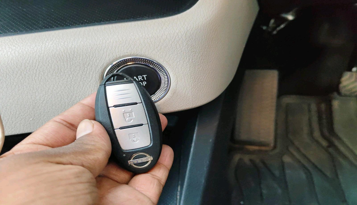 2022 Nissan MAGNITE XV AMT, Petrol, Automatic, 19,885 km, interior