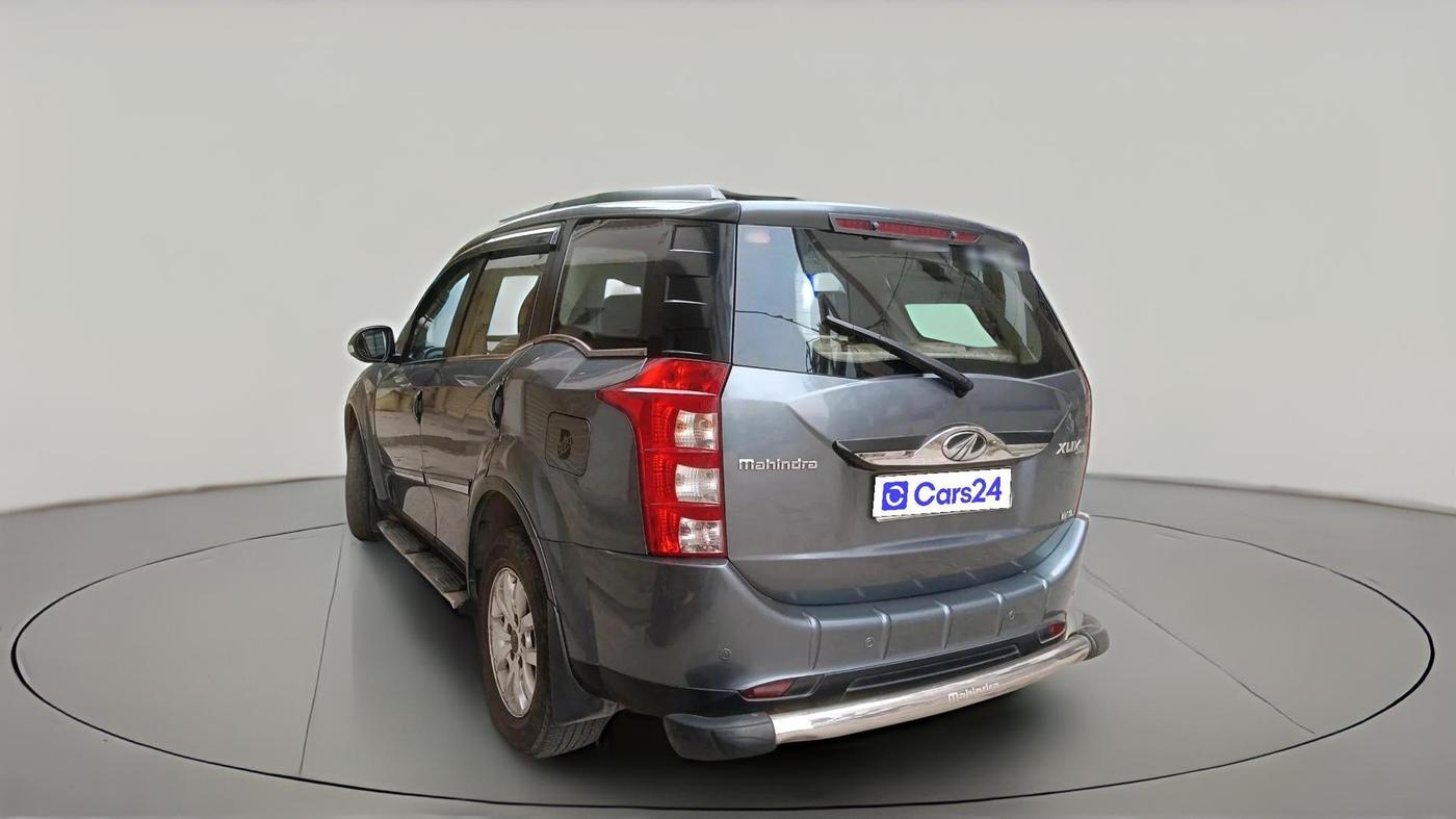 2015 Mahindra XUV500 W10, Diesel, Manual, 1,23,609 km, exterior