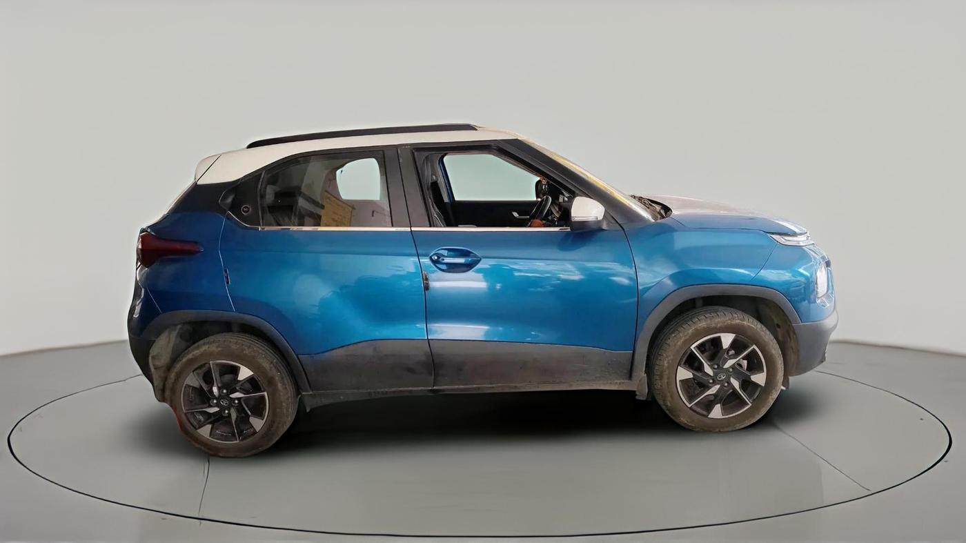2023 Tata PUNCH CREATIVE AMT 1.2 RTN DUAL TONE, Petrol, Automatic, 18,803 km, exterior