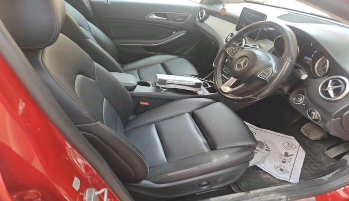 2017 Mercedes Benz GLA Class 200 CGI SPOTRS, Petrol, Automatic, 75,911 km, interior