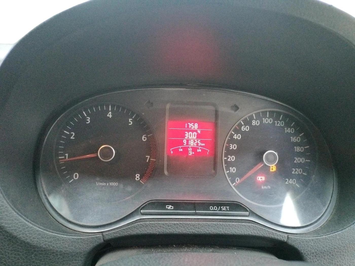 2011 Volkswagen Polo TRENDLINE 1.2L PETROL, Petrol, Manual, 91,825 km, interior