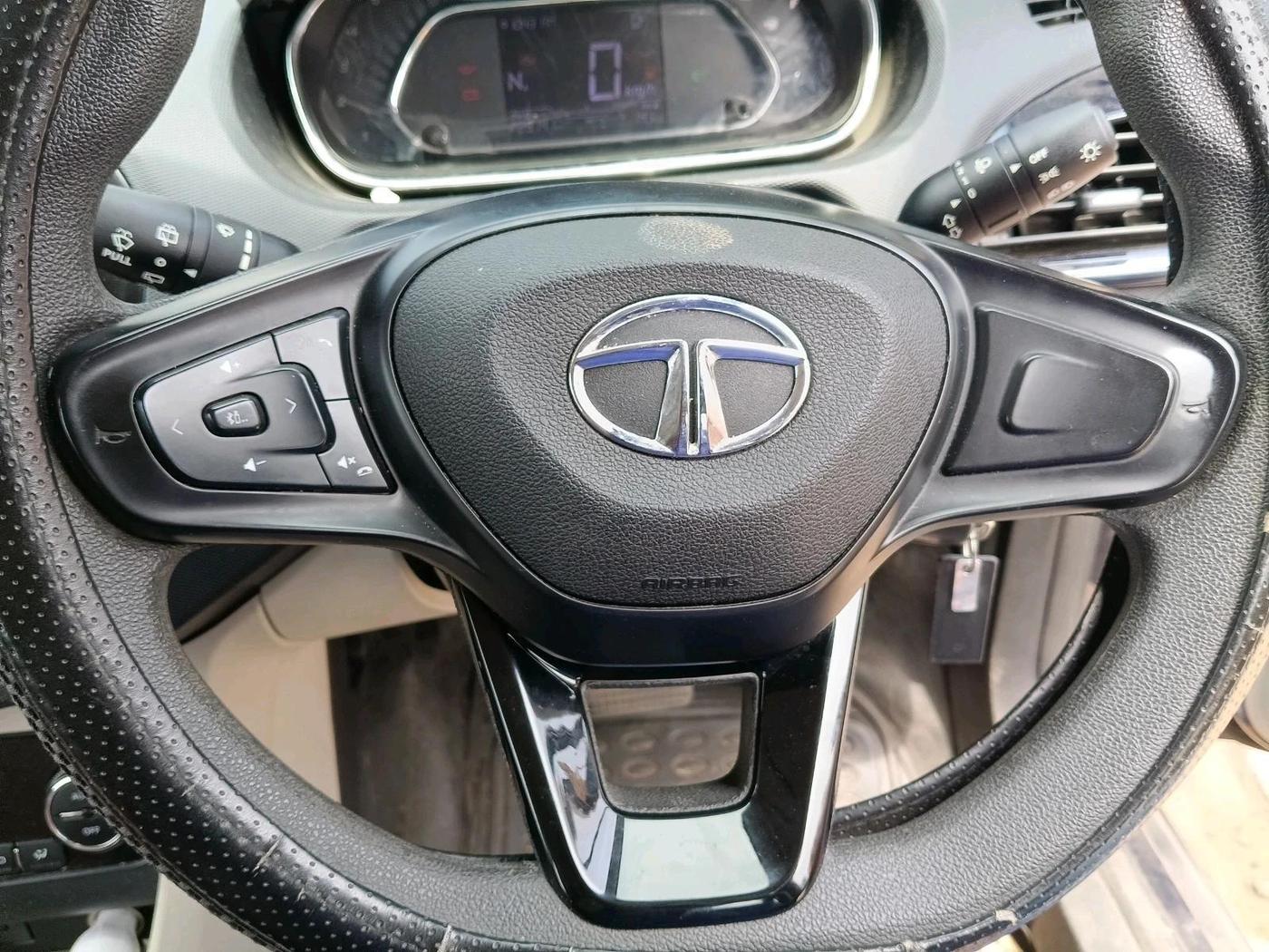 2022 Tata Tiago XZA PLUS PETROL, Petrol, Automatic, 33,949 km, interior