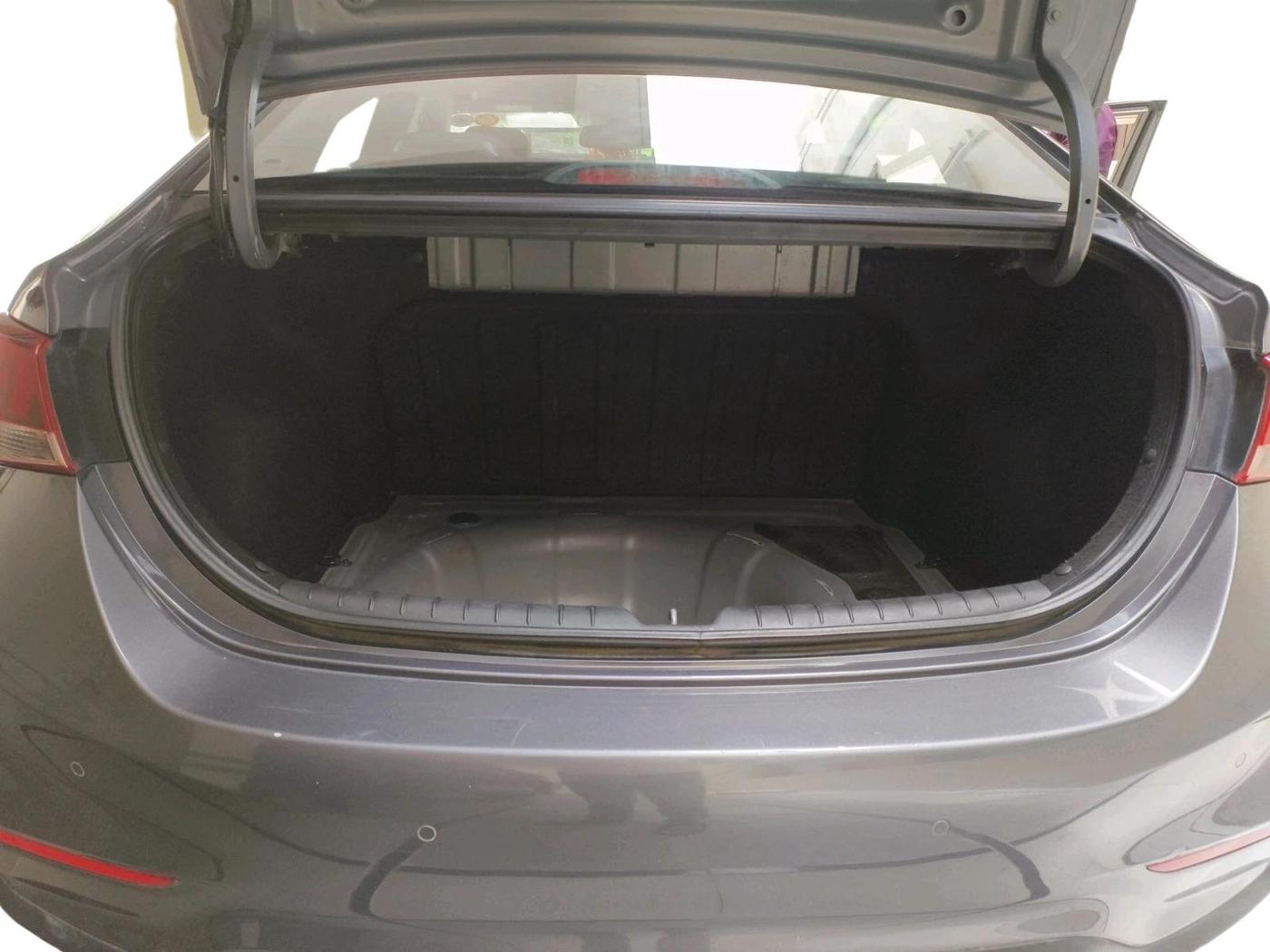 2017 Hyundai Verna 1.6 VTVT SX O, Petrol, Manual, 1,47,498 km, exterior