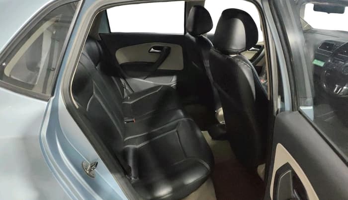 2012 Volkswagen Polo HIGHLINE DIESEL, Diesel, Manual, 1,88,564 km, interior