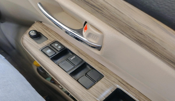 2019 Maruti Ciaz DELTA 1.5 SHVS MT PETROL, Petrol, Manual, 77,288 km, interior