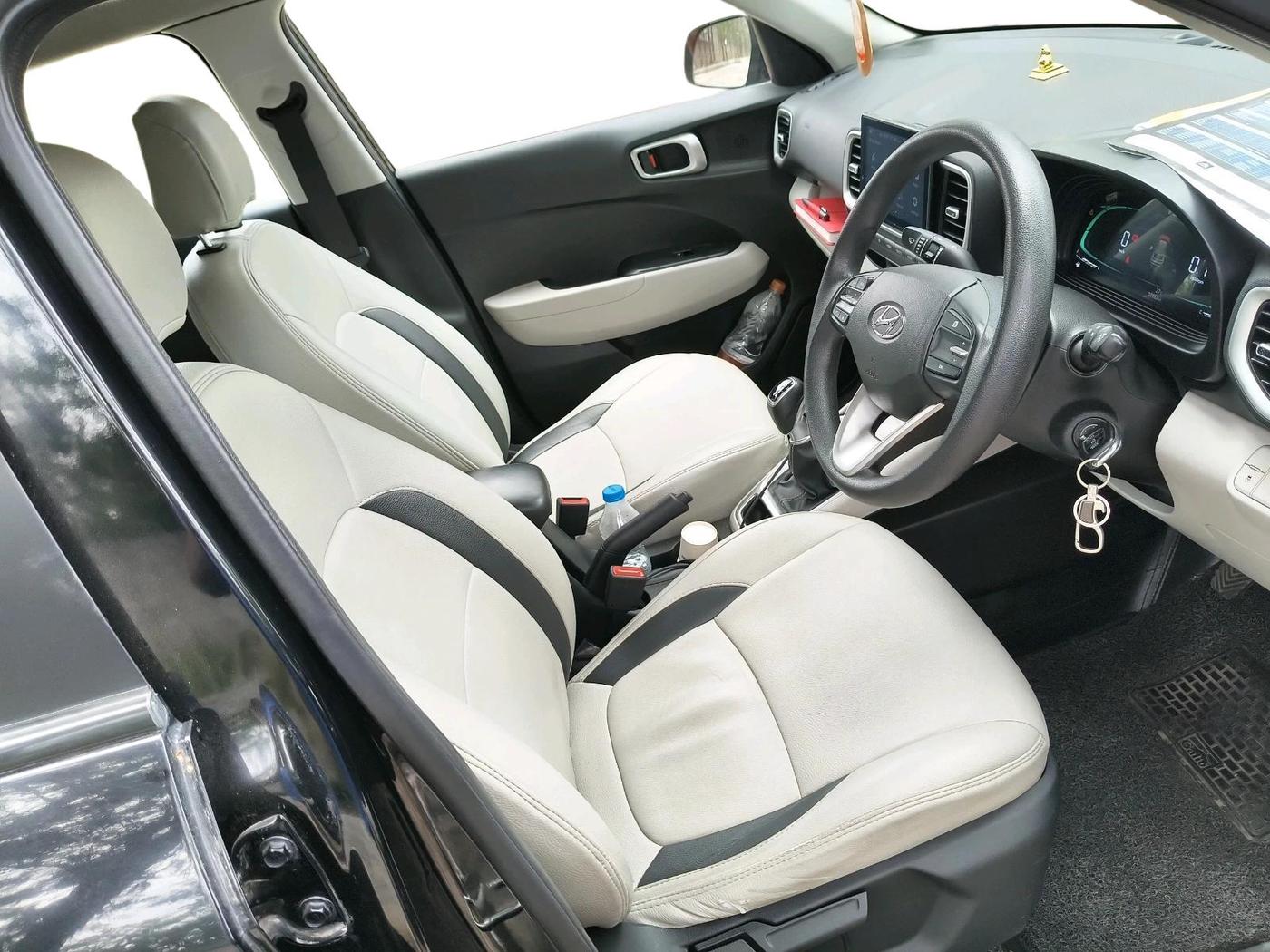2022 Hyundai VENUE S PLUS 1.5 CRDI, Diesel, Manual, 37,163 km, interior