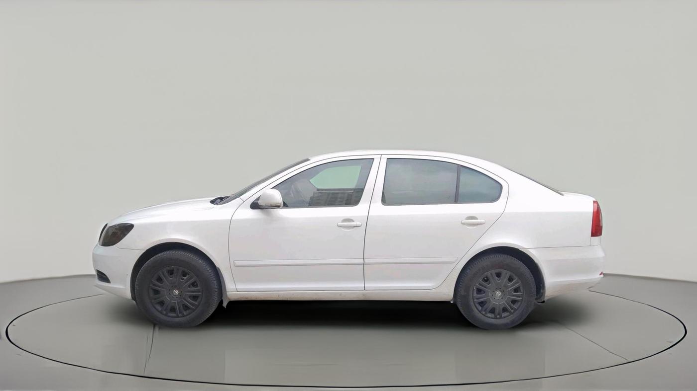 2011 Skoda Laura ACTIVE 1.8 TSI, Petrol, Manual, 1,02,416 km, exterior