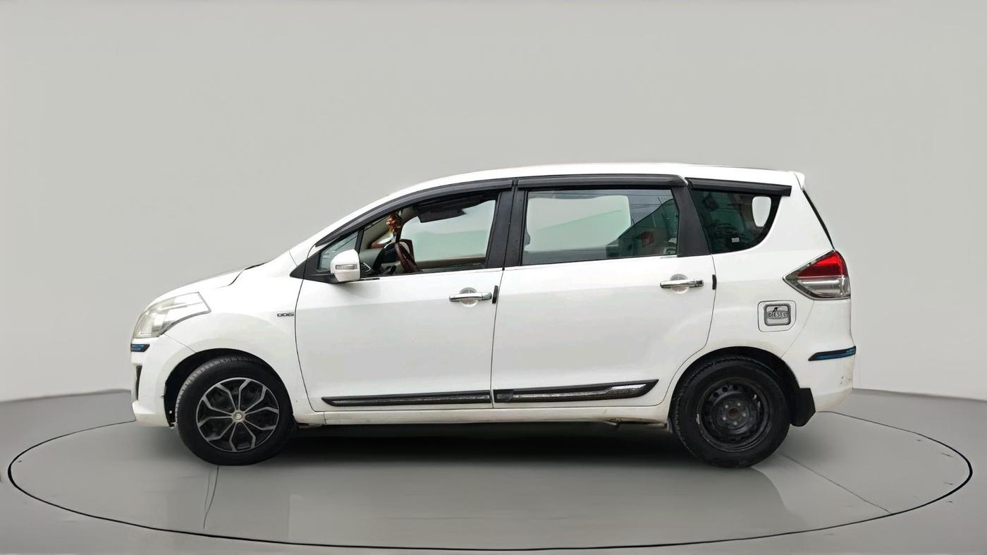 2012 Maruti Ertiga VDI, Diesel, Manual, 2,08,531 km, exterior