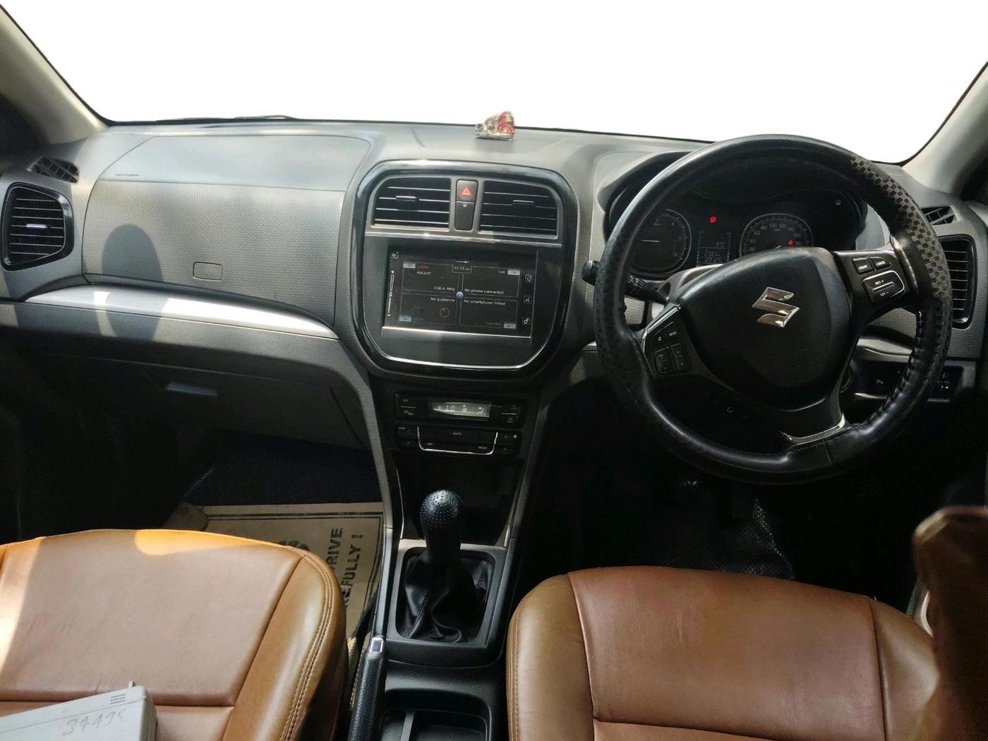 2017 Maruti Vitara Brezza ZDI PLUS, Diesel, Manual, 1,23,127 km, interior