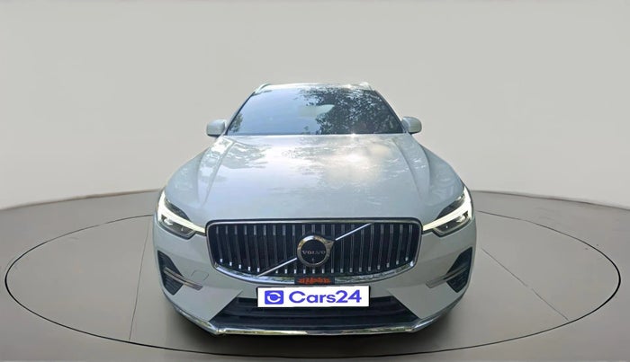 2024 Volvo XC 60 B5 Ultra, Petrol, Automatic, 9,450 km, exterior