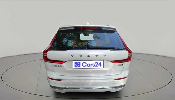 2024 Volvo XC 60 B5 Ultra, Petrol, Automatic, 9,450 km, exterior