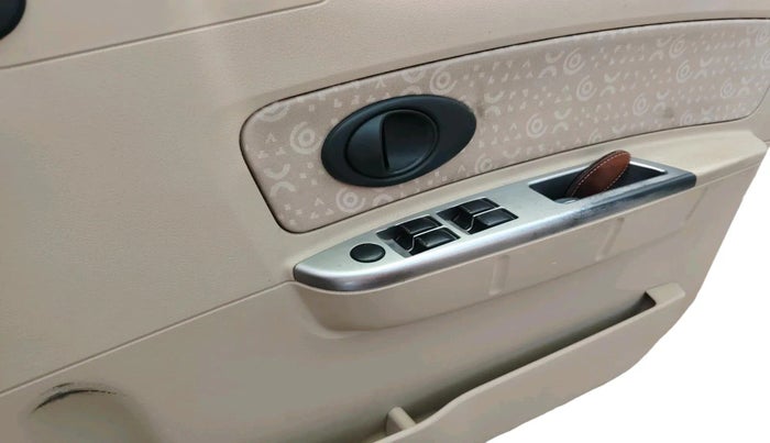 2011 Chevrolet Spark LT 1.0, Petrol, Manual, 80,719 km, interior