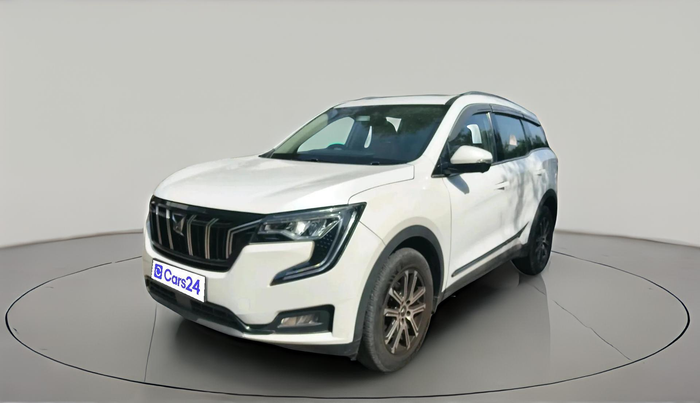2022 Mahindra XUV700 AX 7 LUXURY D AT 7 STR, Diesel, Automatic, 75,795 km, exterior