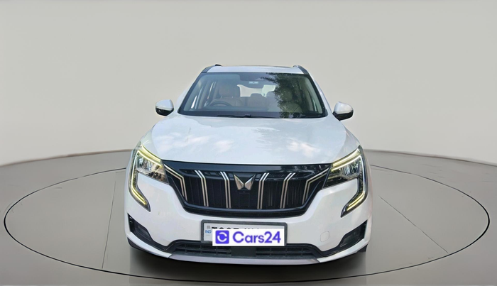 2022 Mahindra XUV700 AX 7 LUXURY D AT 7 STR, Diesel, Automatic, 75,795 km, exterior