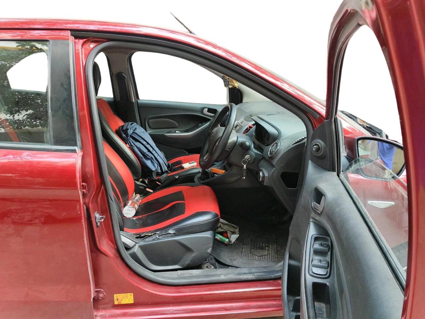 2015 Ford New Figo TREND 1.5L DIESEL, Diesel, Manual, 1,02,395 km, interior