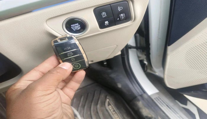 2023 KIA CARENS LUXURY PLUS 1.5 DIESEL AT 7 STR, Diesel, Automatic, 50,515 km, interior