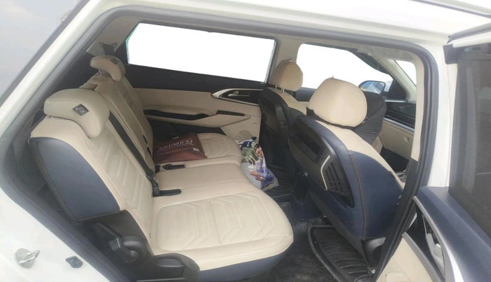 2023 KIA CARENS LUXURY PLUS 1.5 DIESEL AT 7 STR, Diesel, Automatic, 50,515 km, interior