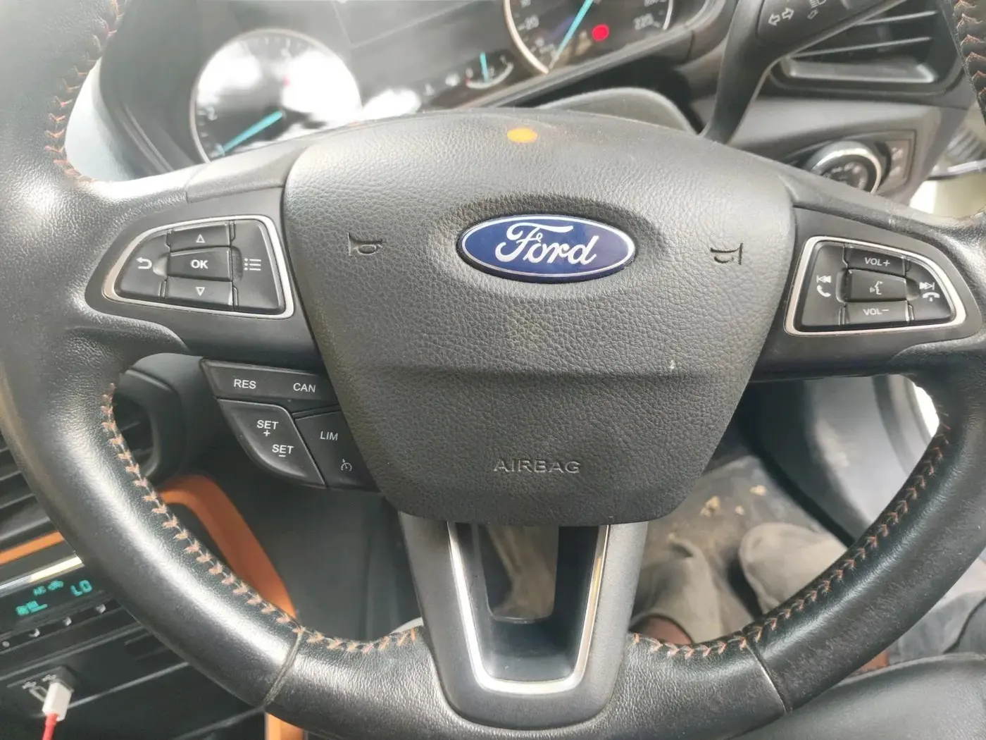 2019 Ford Ecosport TITANIUM 1.5 SPORTS(SUNROOF) PETROL, Petrol, Manual, 70,273 km, interior