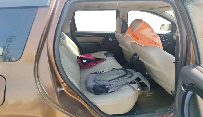 2013 Renault Duster 110 PS RXZ DIESEL, Diesel, Manual, 1,97,395 km, interior