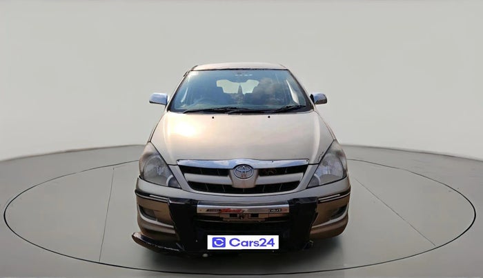 2008 Toyota Innova V 2.5 8 STR, Diesel, Manual, 2,81,476 km, exterior