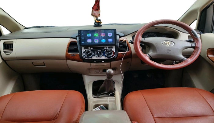 2008 Toyota Innova V 2.5 8 STR, Diesel, Manual, 2,81,476 km, interior