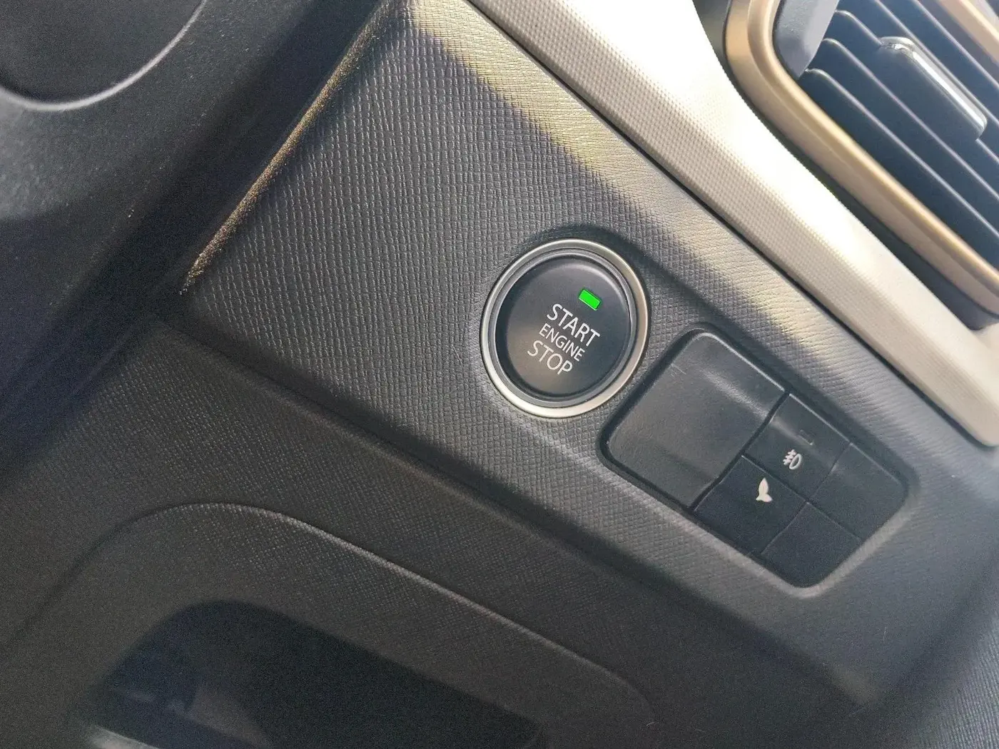 2022 Tata PUNCH ACCOMPLISHED AMT, Petrol, Automatic, 40,956 km, interior