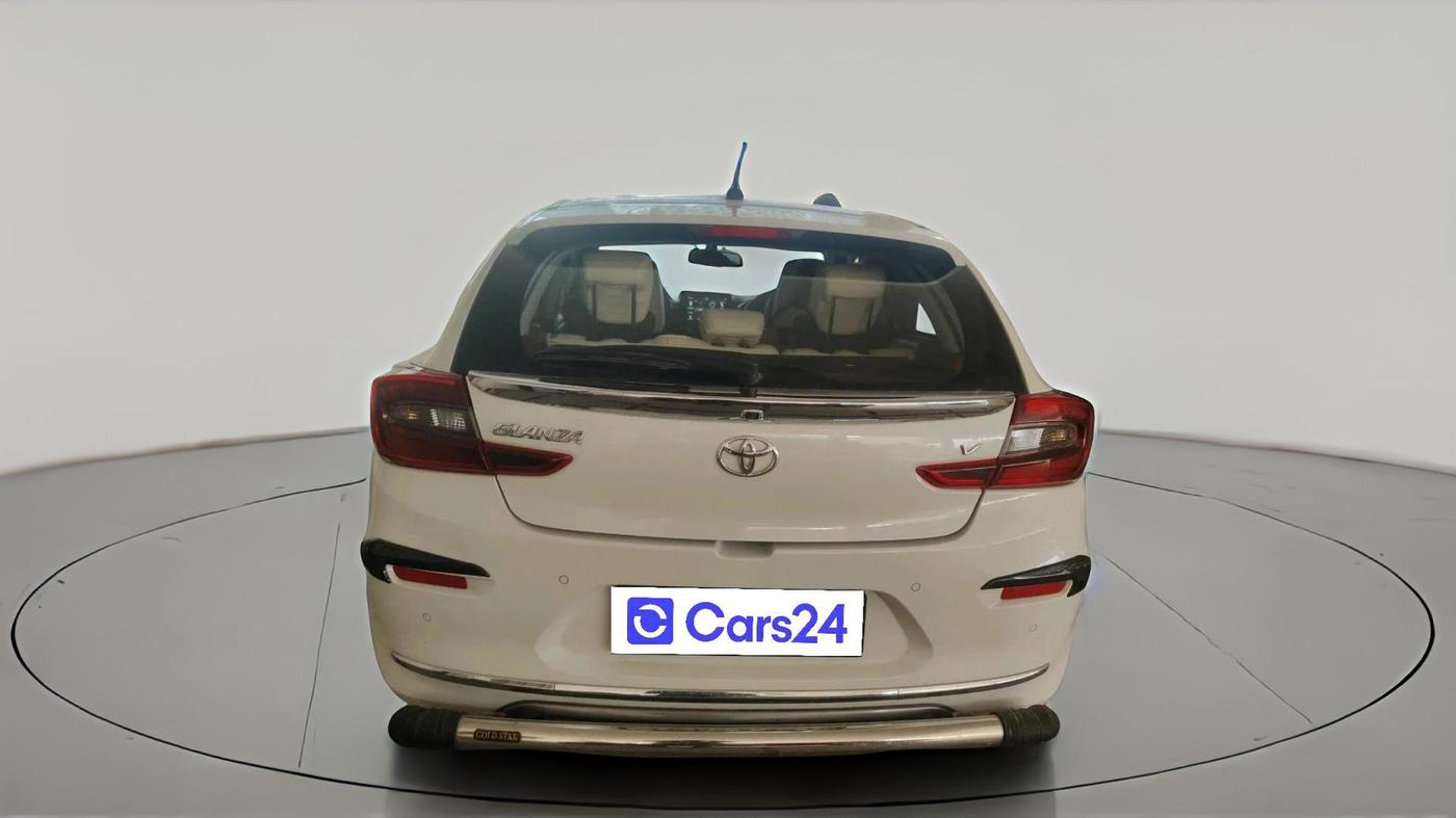 2024 Toyota Glanza V AMT, Petrol, Automatic, 5,495 km, exterior