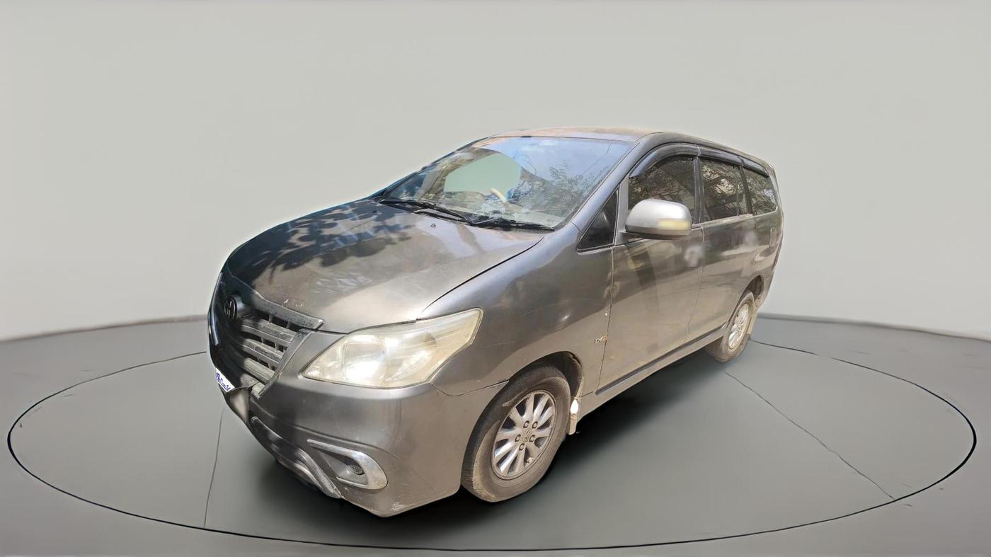 2012 Toyota Innova 2.5 VX 7 STR, Diesel, Manual, 1,53,870 km, exterior