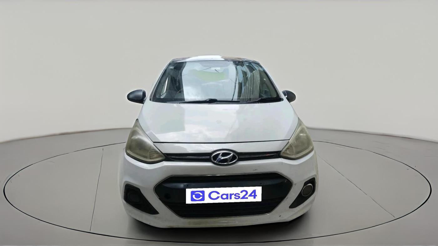 2016 Hyundai Xcent BASE 1.1, Diesel, Manual, 1,95,978 km, exterior