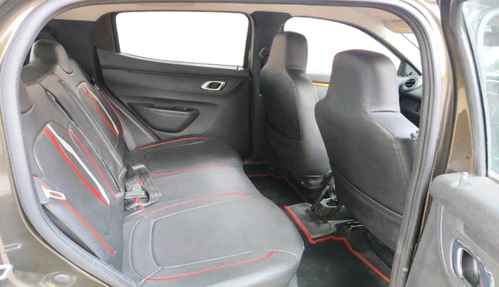 2021 Renault Kwid CLIMBER 1.0 AMT (O), Petrol, Automatic, 49,686 km, interior