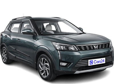 2023 Mahindra XUV300 - SUV - Petrol - Automatic - ₹10.50 lakh