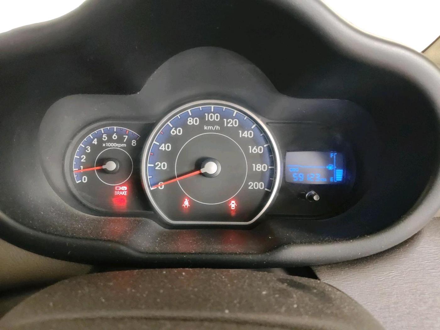 2012 Hyundai i10 SPORTZ 1.2, Petrol, Manual, 59,123 km, interior