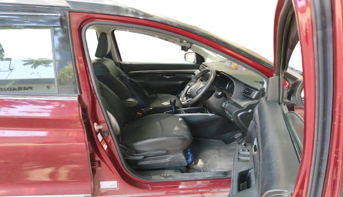 2023 Maruti XL6 ALPHA PLUS MT DUAL TONE, Petrol, Manual, 7,035 km, interior