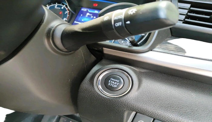 2023 Maruti XL6 ALPHA PLUS MT DUAL TONE, Petrol, Manual, 7,035 km, interior