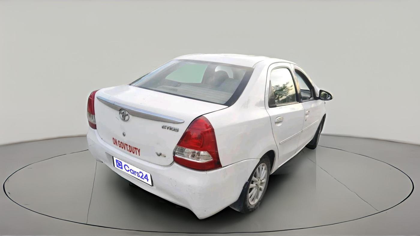 2013 Toyota Etios GD SP, Diesel, Manual, 1,77,744 km, exterior