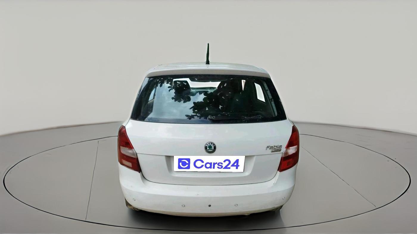 2013 Skoda Fabia ELEGANCE 1.2 TDI, Diesel, Manual, 1,55,798 km, exterior