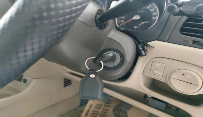 2008 Hyundai Verna 1.6 VTVT, Petrol, Manual, 66,893 km, interior