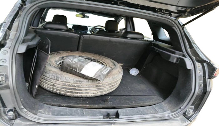 2022 Tata Harrier XZ PLUS 2.0L DARK EDITION, Diesel, Manual, 1,10,290 km, exterior