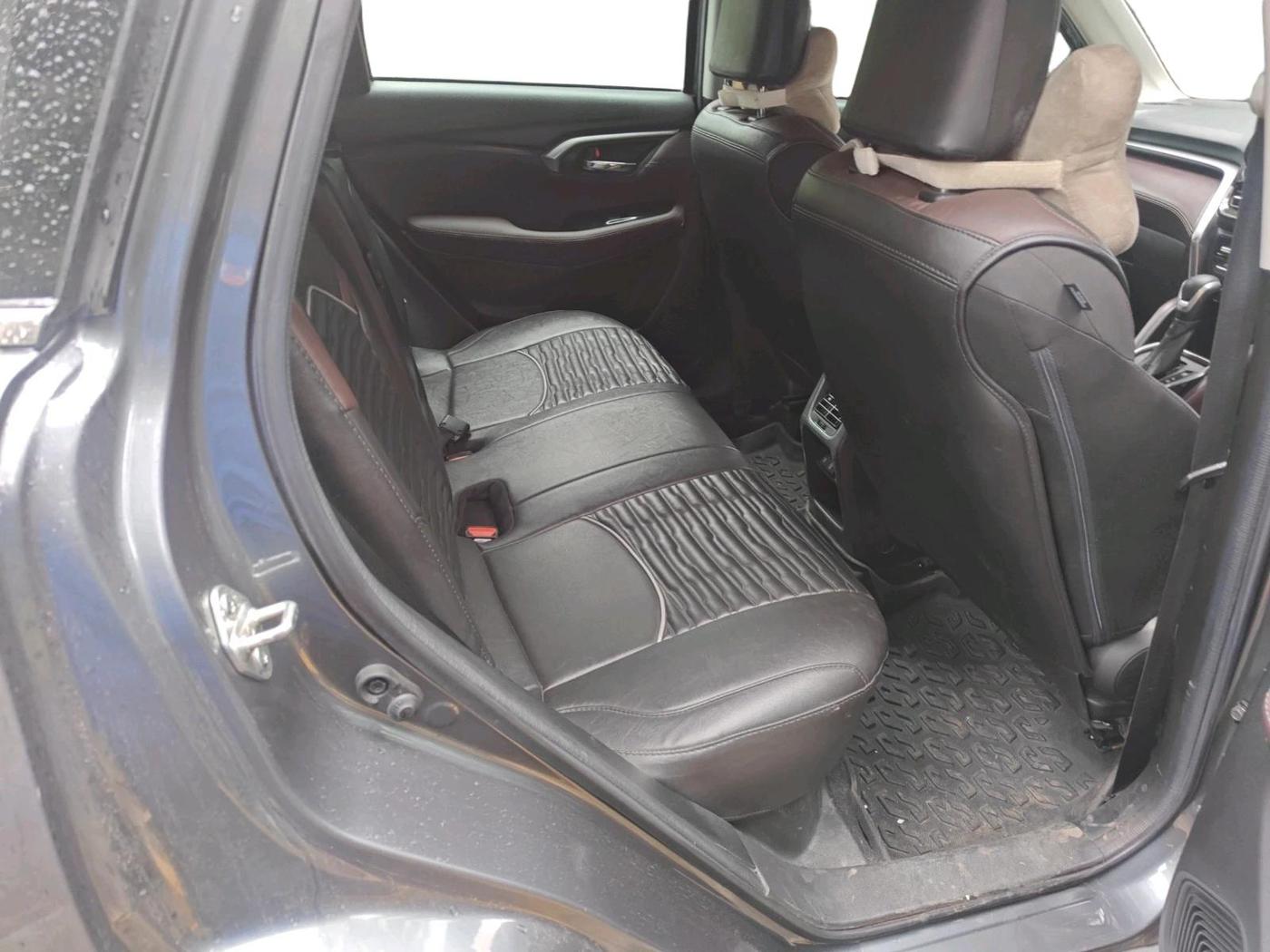 2022 Maruti Grand Vitara ZETA SMART HYBRID AT, Petrol, Automatic, 30,558 km, interior