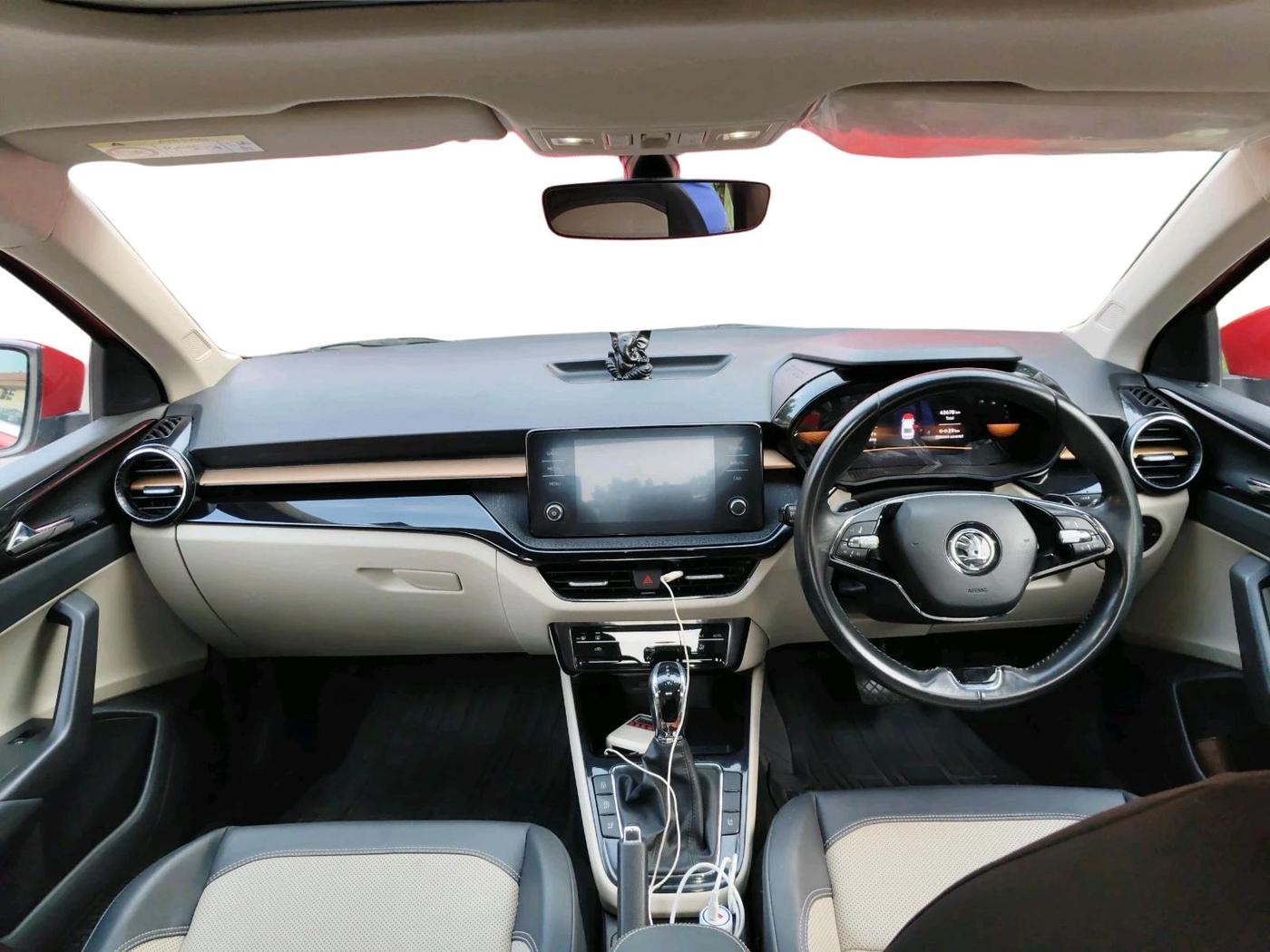 2023 Skoda SLAVIA STYLE 1.0L TSI AT, Petrol, Automatic, 43,678 km, interior