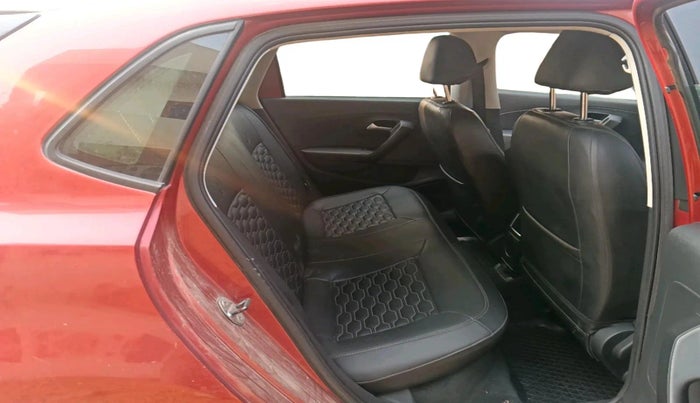 2020 Volkswagen Polo HIGHLINE PLUS 1.0, Petrol, Manual, 1,37,867 km, interior