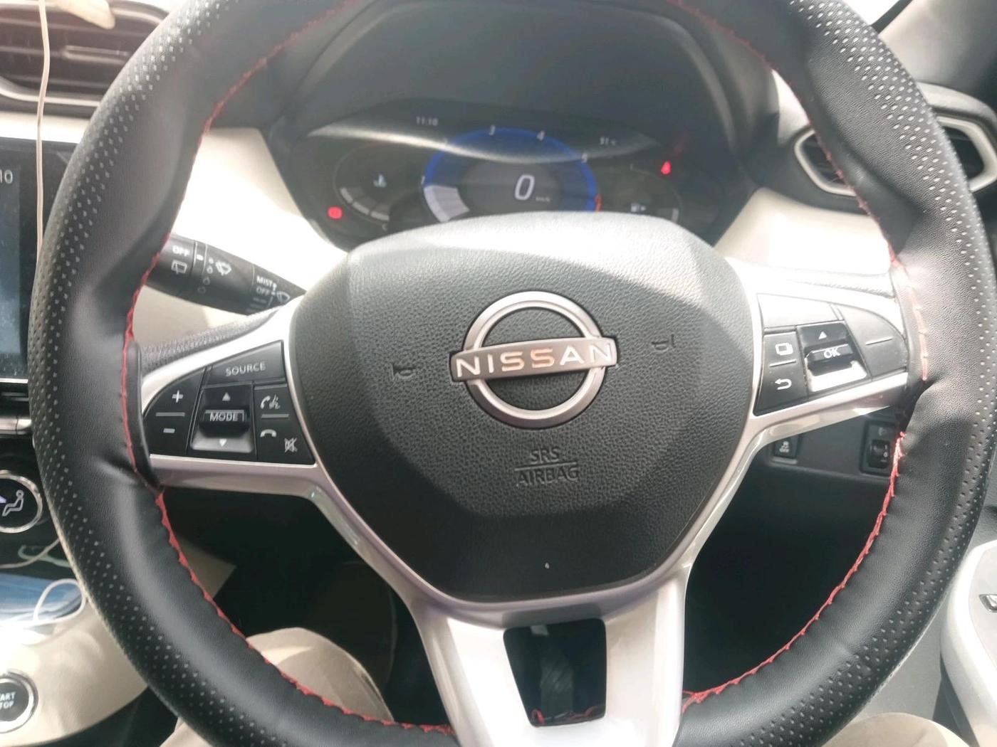 2023 Nissan MAGNITE XV TURBO CVT, Petrol, Automatic, 31,074 km, interior