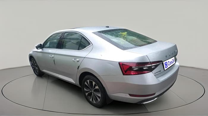 2021 Skoda Superb L&K 2.0 TSI AT, Petrol, Automatic, 49,284 km, exterior