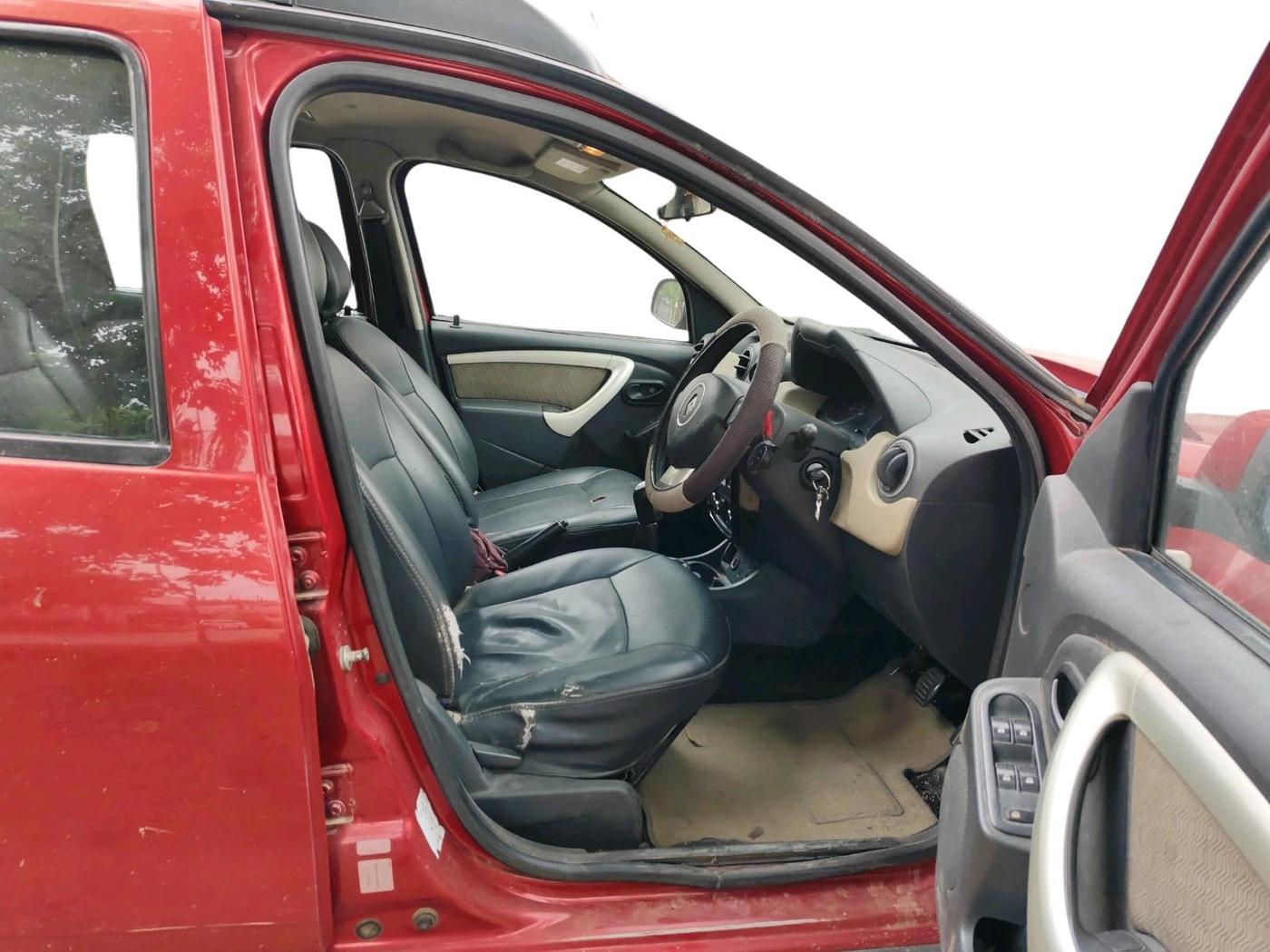 2013 Renault Duster 85 PS RXL DIESEL, Diesel, Manual, 86,422 km, interior