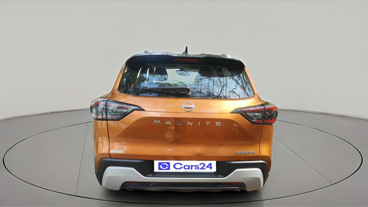 2025 Nissan MAGNITE Tekna B4D 1.0 Petrol AMT, Petrol, Automatic, 1,402 km, exterior