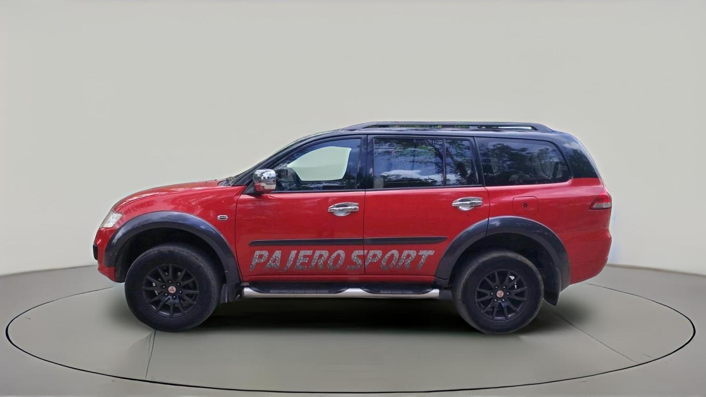 2018 Mitsubishi Pajero Sport 2.5 AT 4X2, Diesel, Automatic, 1,86,422 km, exterior