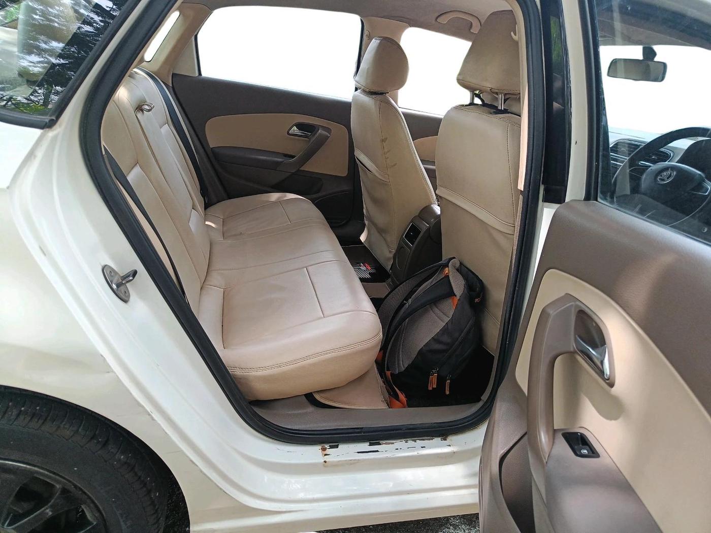 2014 Skoda Rapid 1.5 TDI CR ELEGANCE AT, Diesel, Automatic, 77,698 km, interior