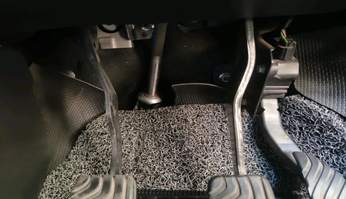 2021 Nissan MAGNITE XV MT, Petrol, Manual, 33,461 km, interior