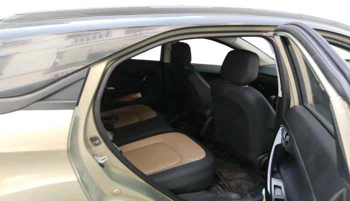 2022 Tata NEXON XZ PLUS (PREMIUM) KAZIRANGA PETROL, Petrol, Manual, 23,758 km, interior